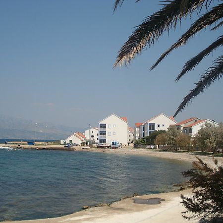 Mirce Aparthotel Marina Gromela المظهر الخارجي الصورة