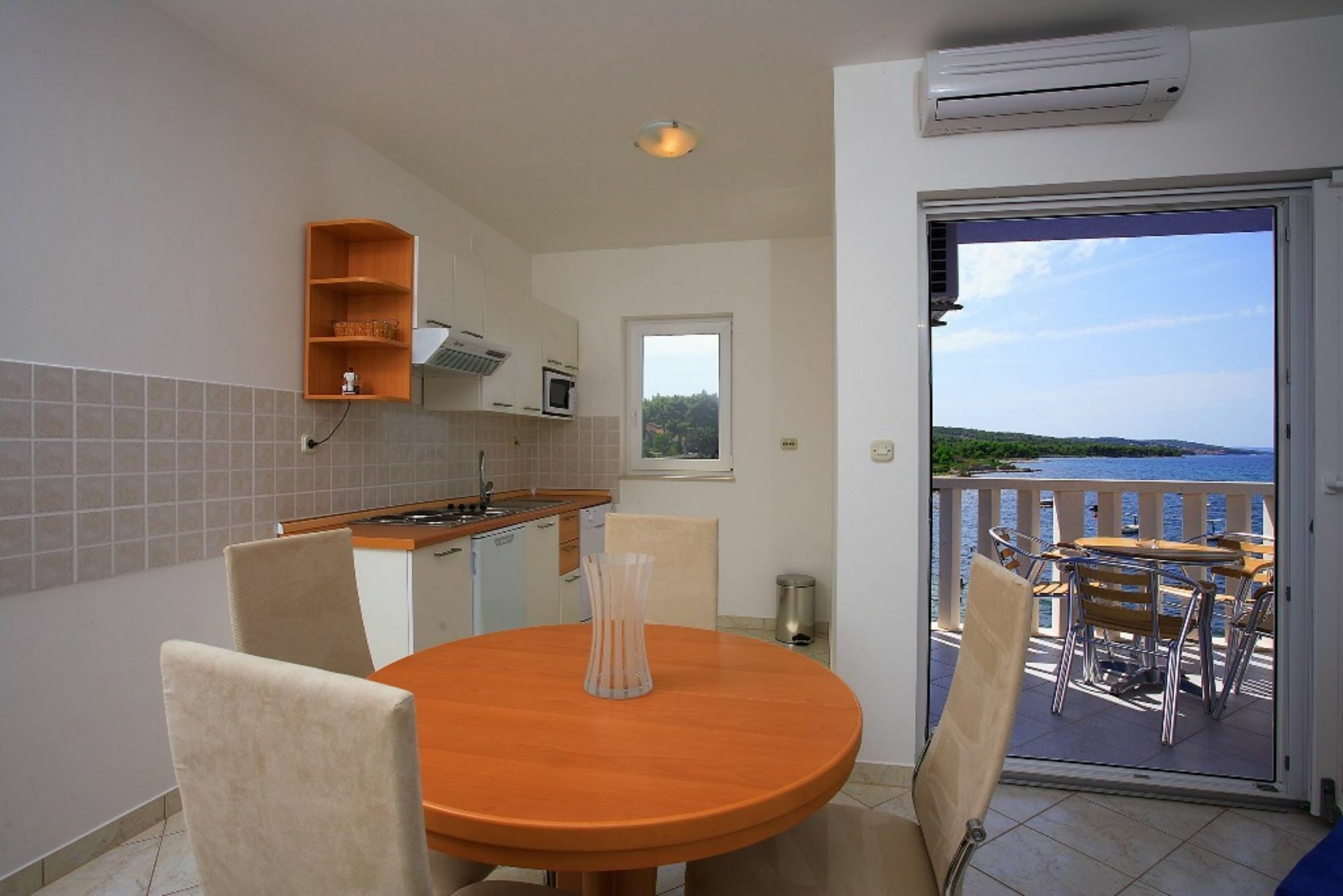 Mirce Aparthotel Marina Gromela المظهر الخارجي الصورة